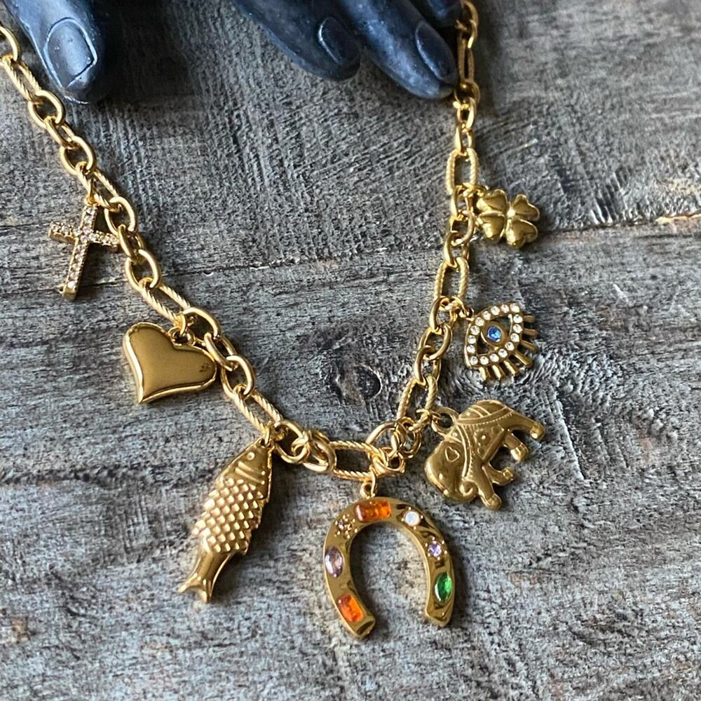 NEW Gold Lucky Charm Layering Necklace - Picture 2 of 8